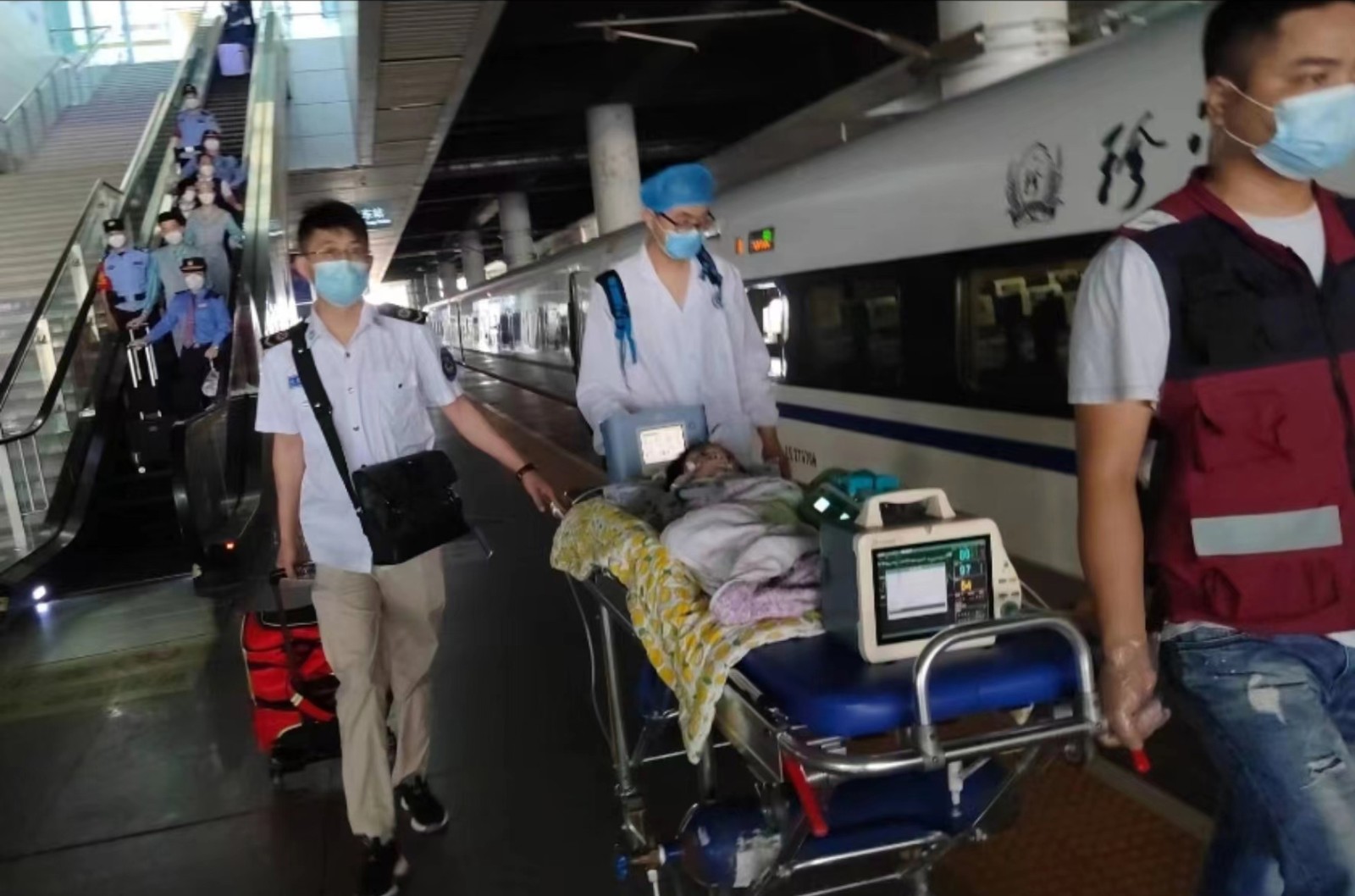 鄯善县高铁转运公司